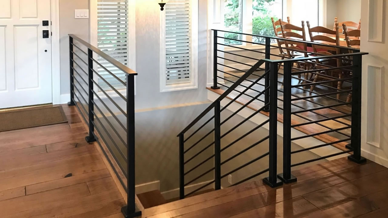 Horizontal Slat Steel Railing Modern Stair Handrail 