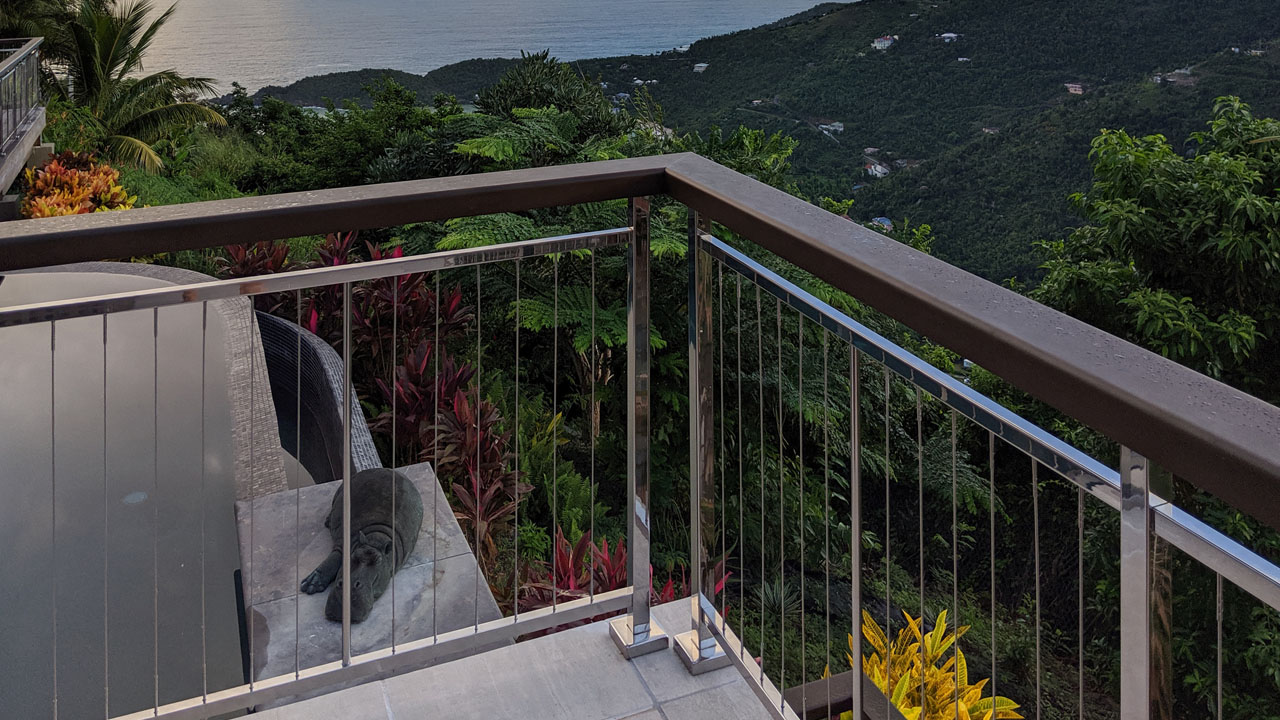 Vertical Cable Railing AGS Rainier