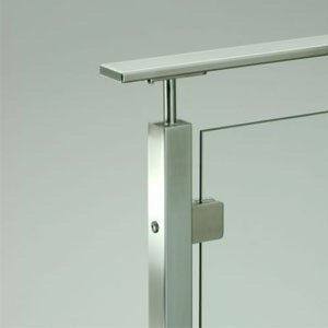 Flat Handrail Option on Glass Railing System