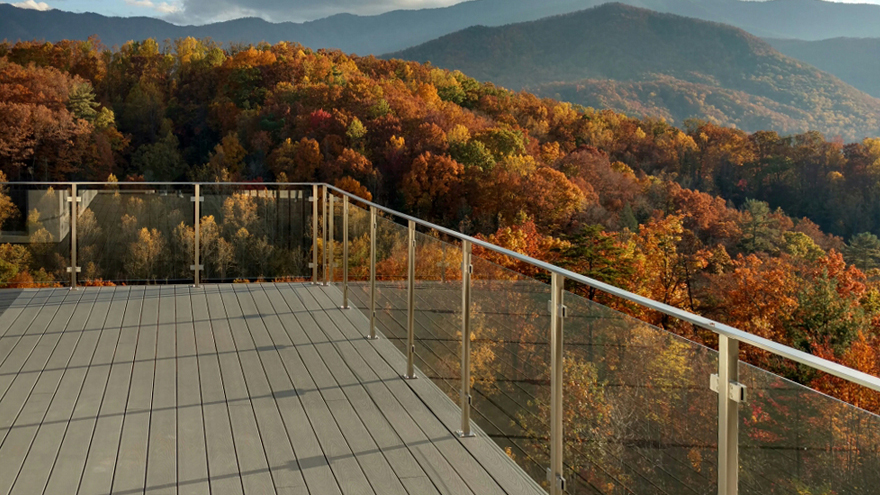 outdoor glass railing system. This lass deck railing system looks great in this beautiful setting.