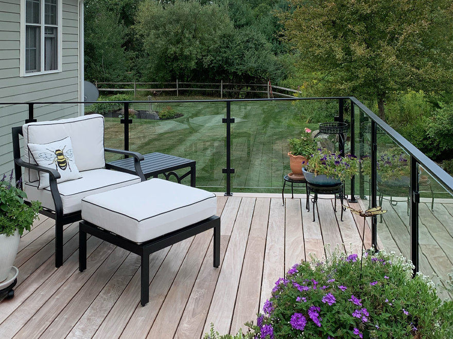 Glass deck railing prices depend on the level of customization. Powder coat black glass railing is an add on option. Powder coat stainless glass railing can be any color.